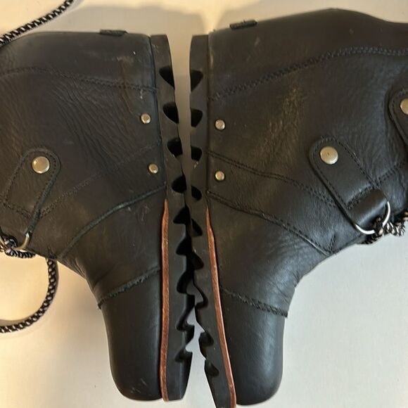 Sorel Joan of Arctic Wedge Shearling Boot in Black Size 7 - Picture 10 of 15